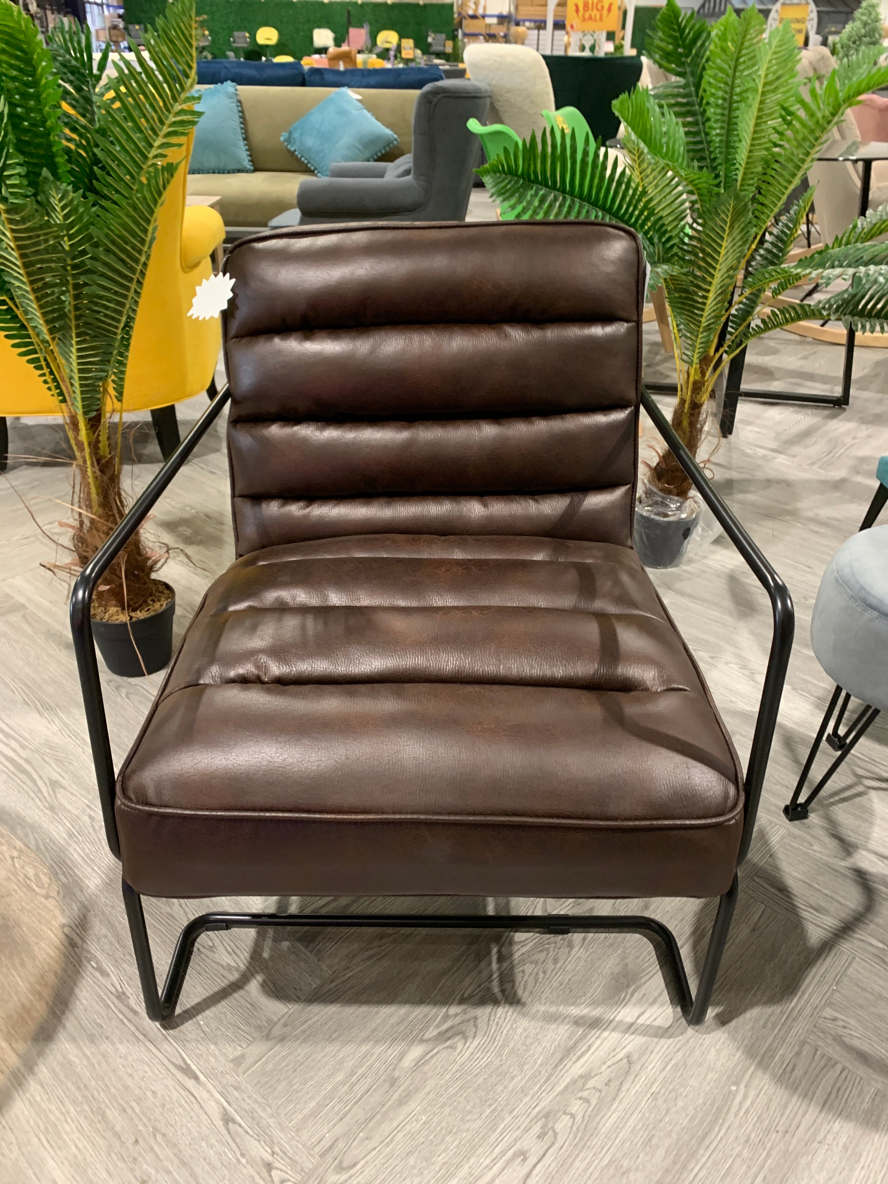Mid-Century PU leather Armchair with Metal Base