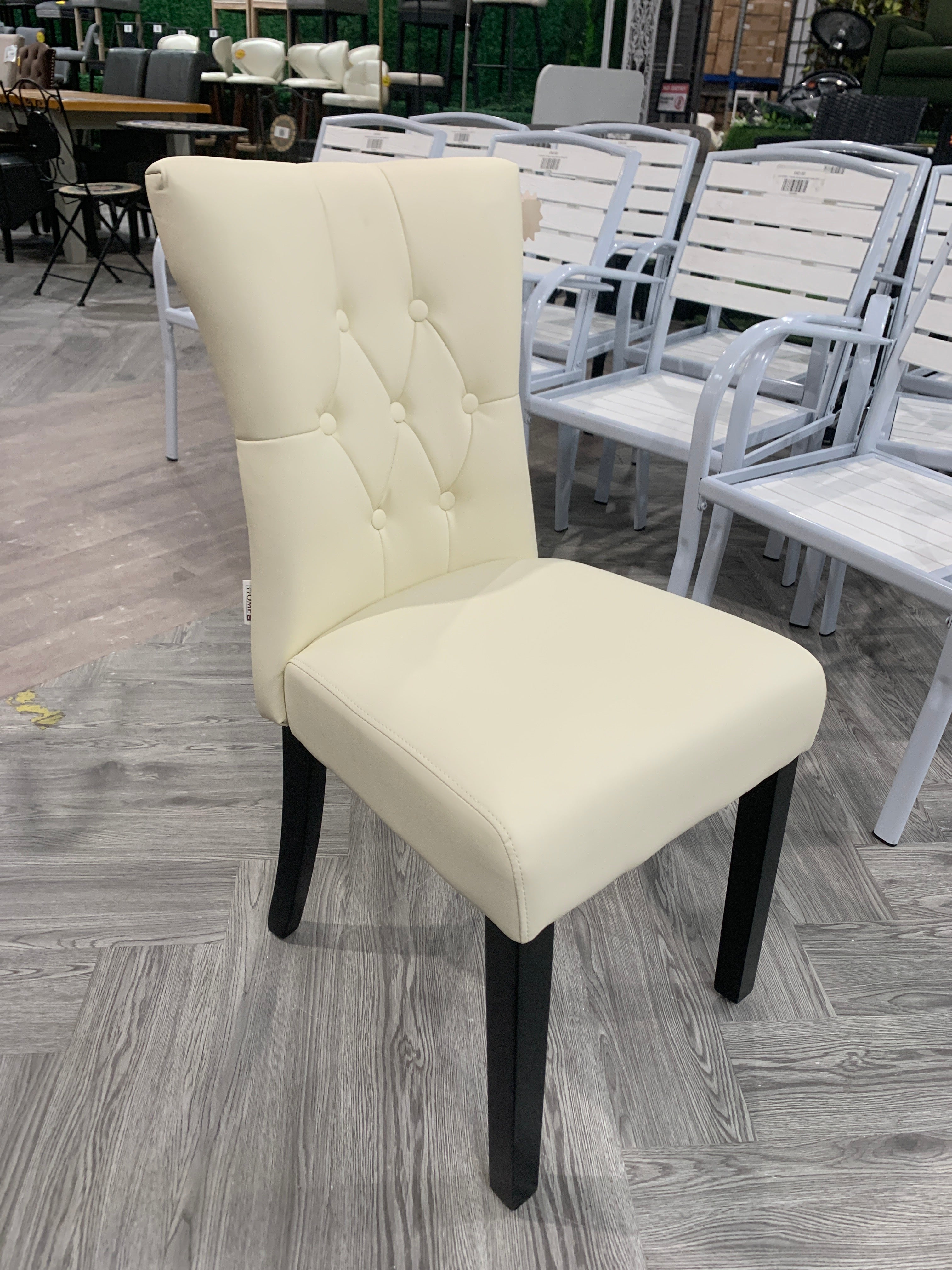 White PU Leather Buttoned Dining Chair with Wooden Legs 1PC