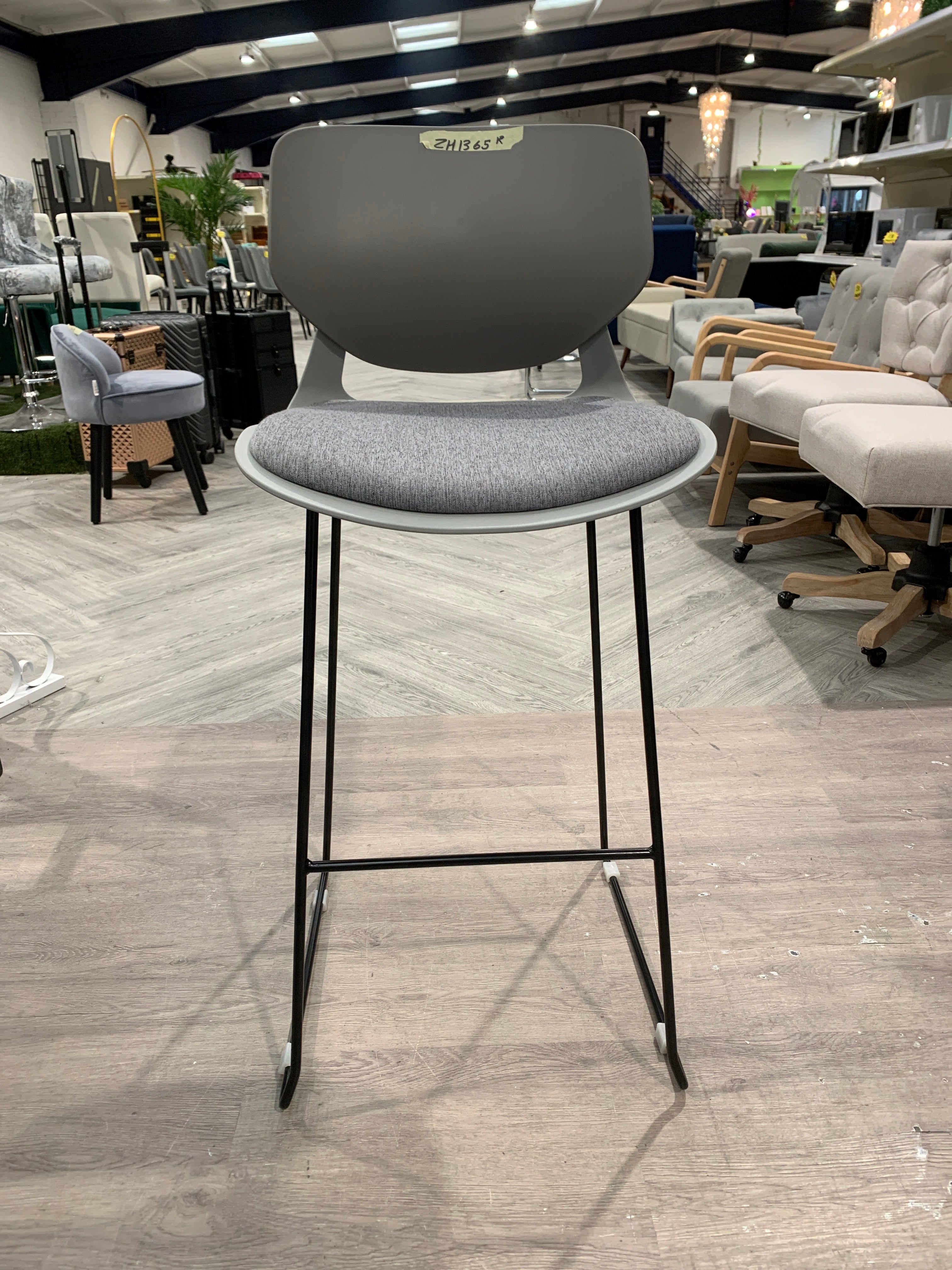 Grey Plastic Bar Stool 1PC