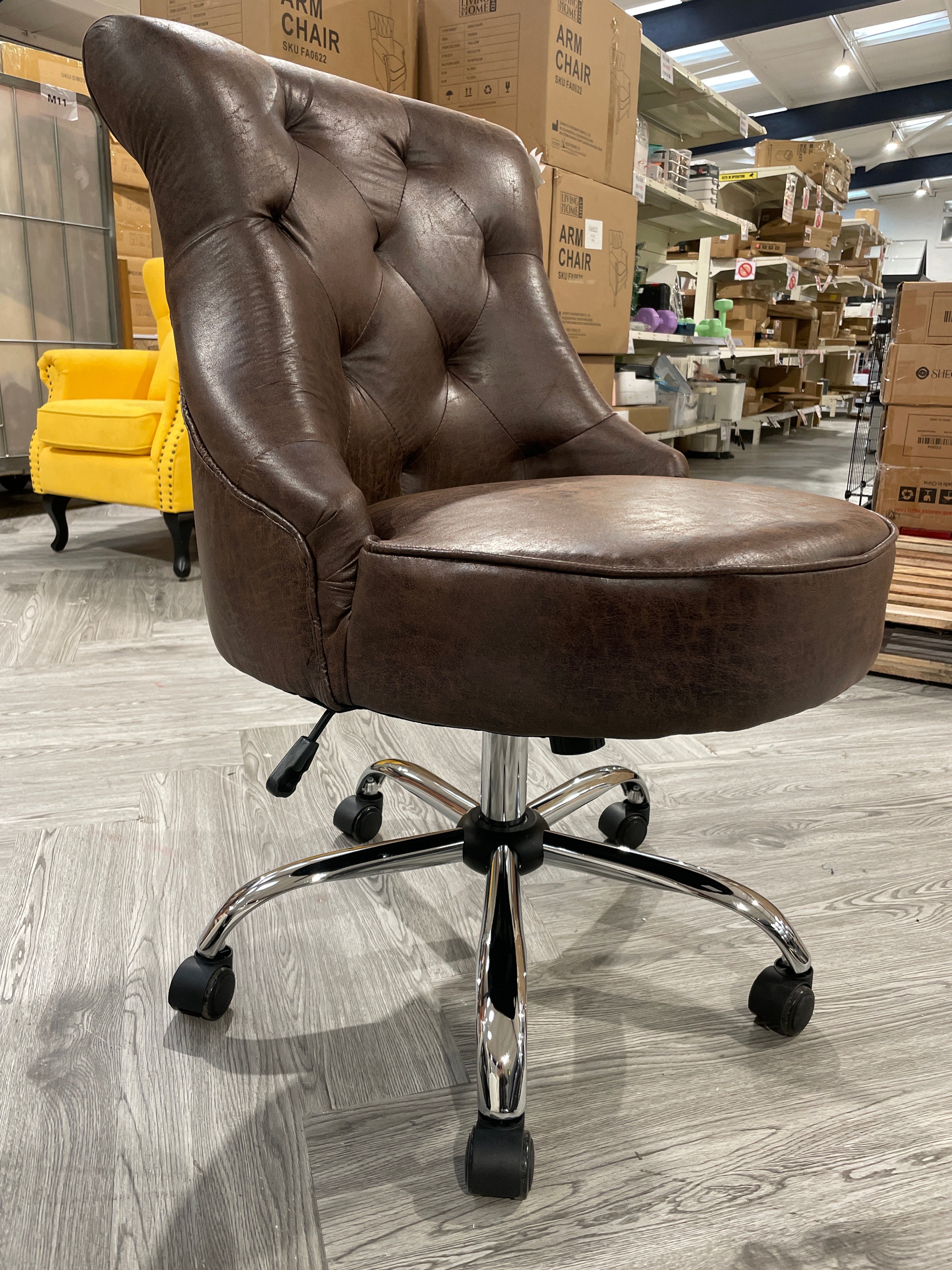 Brown Buttoned Office Chair PU Leather