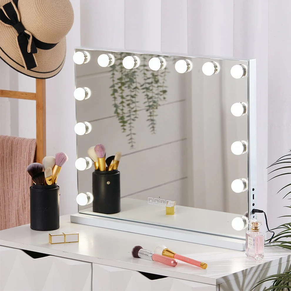Hollywood 15 Bulbs LED Vanity Mirror with Bluetooth and USB Port