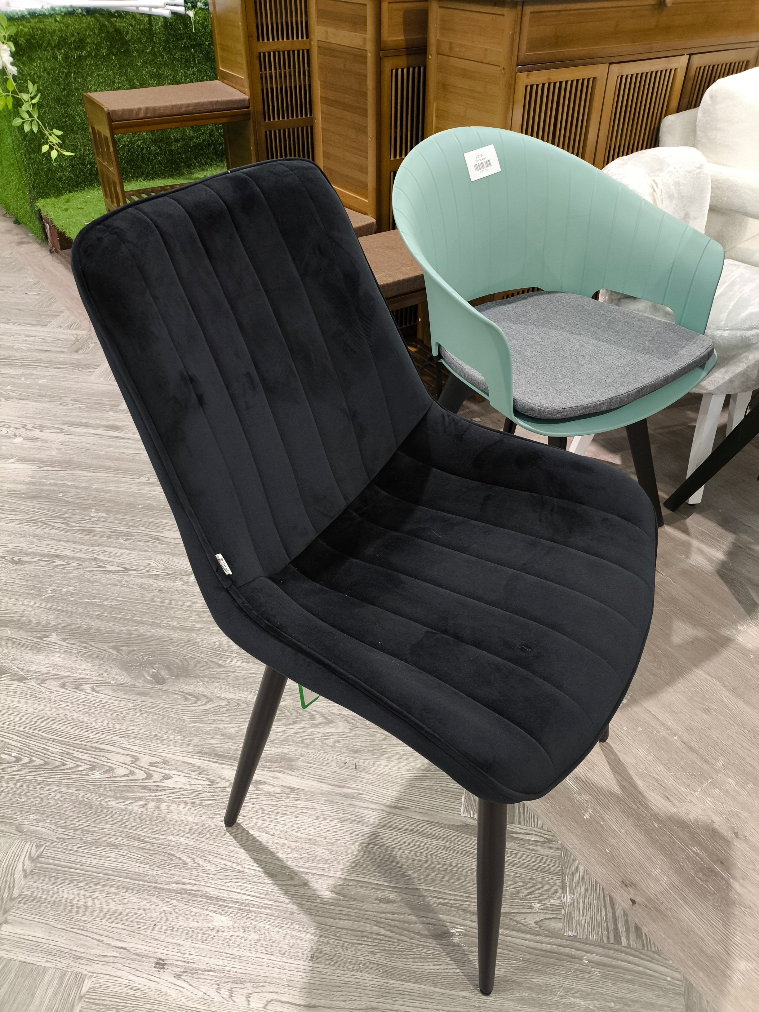 Velvet Upholstered Dining Chair with Metal Legs Black 1PC