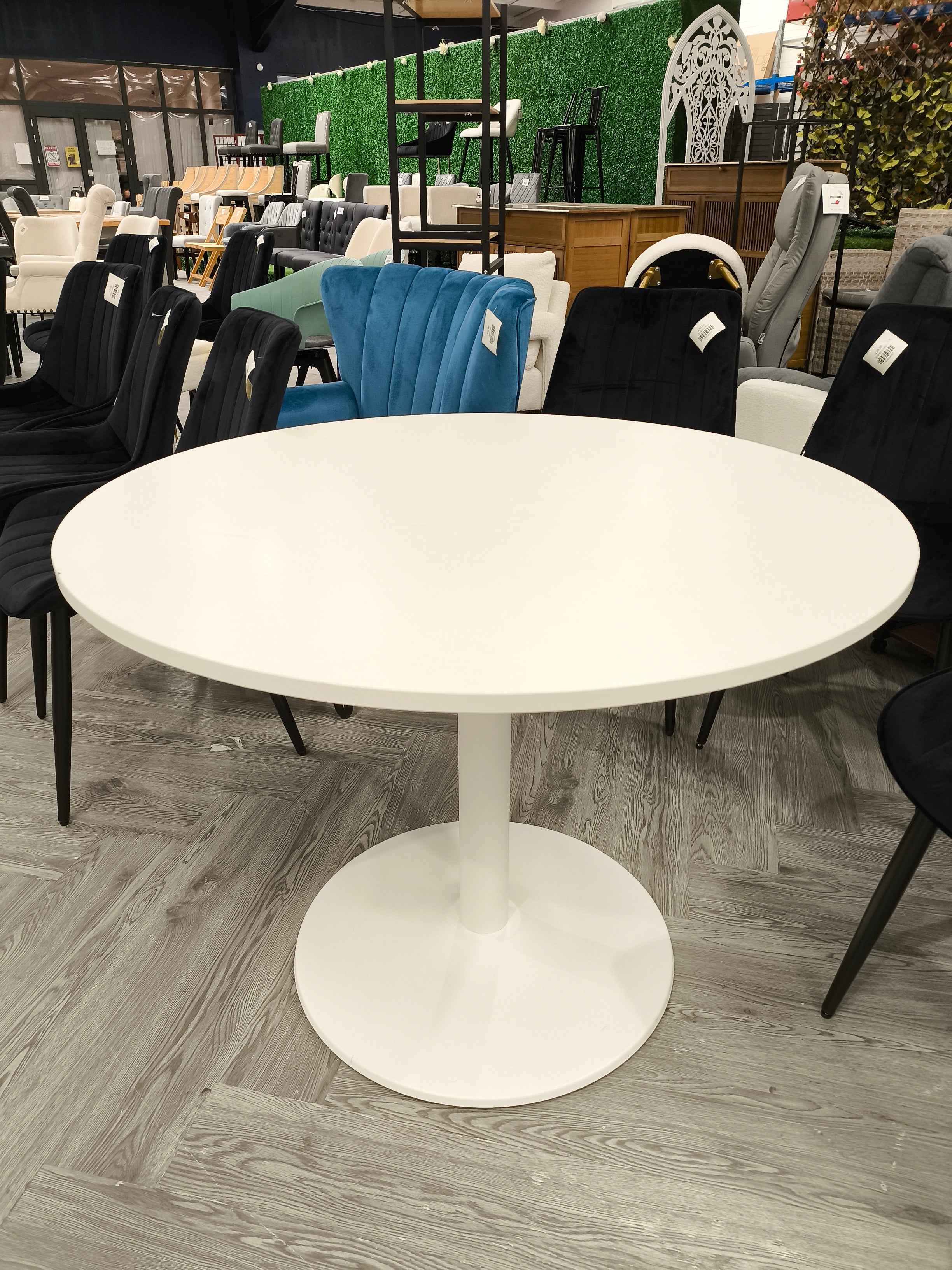 Round Dining Table with Round Base White