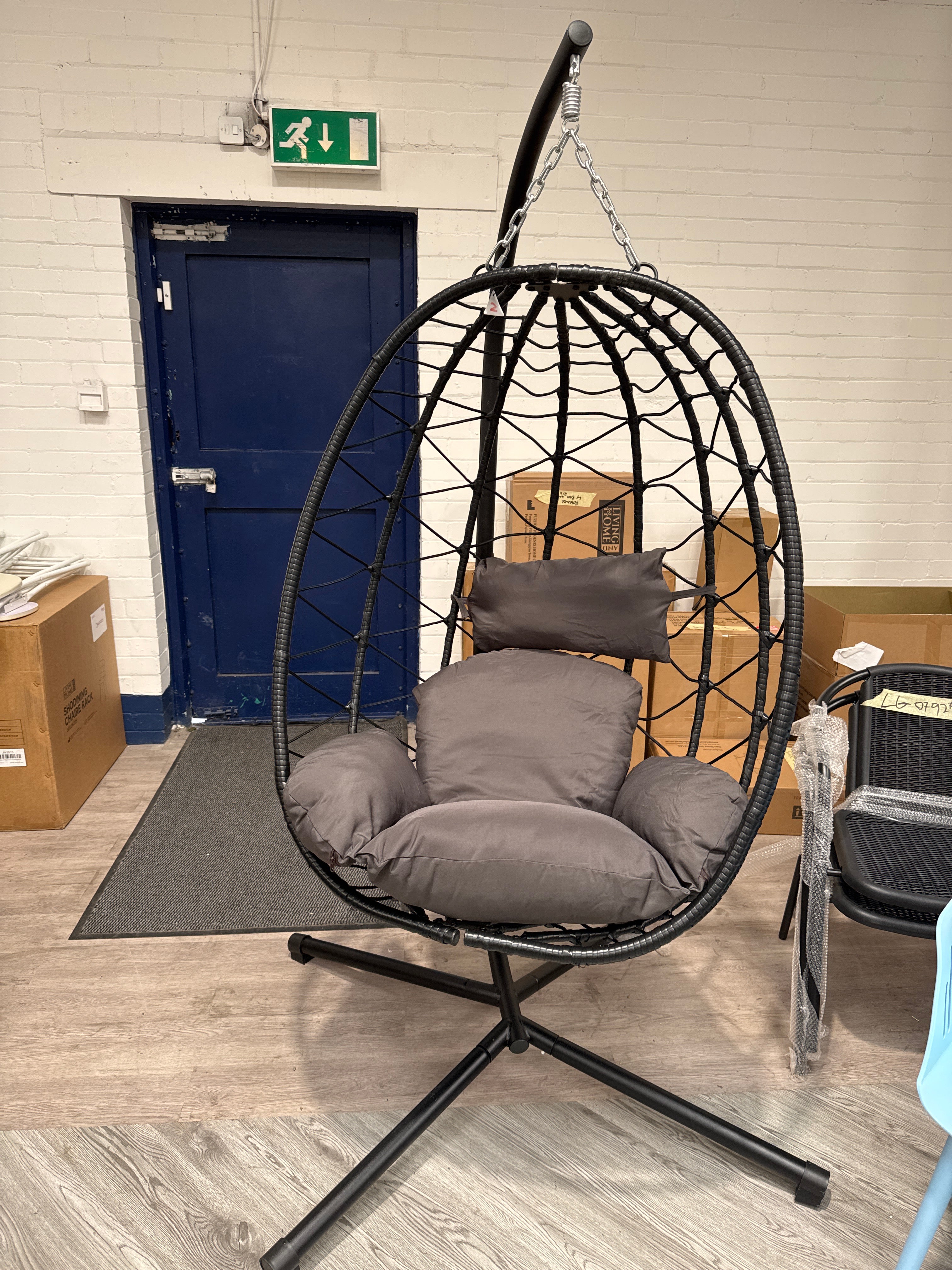 Outdoor Garden Single Hanging Egg Chair PE Rattan with Dark Grey Cushion