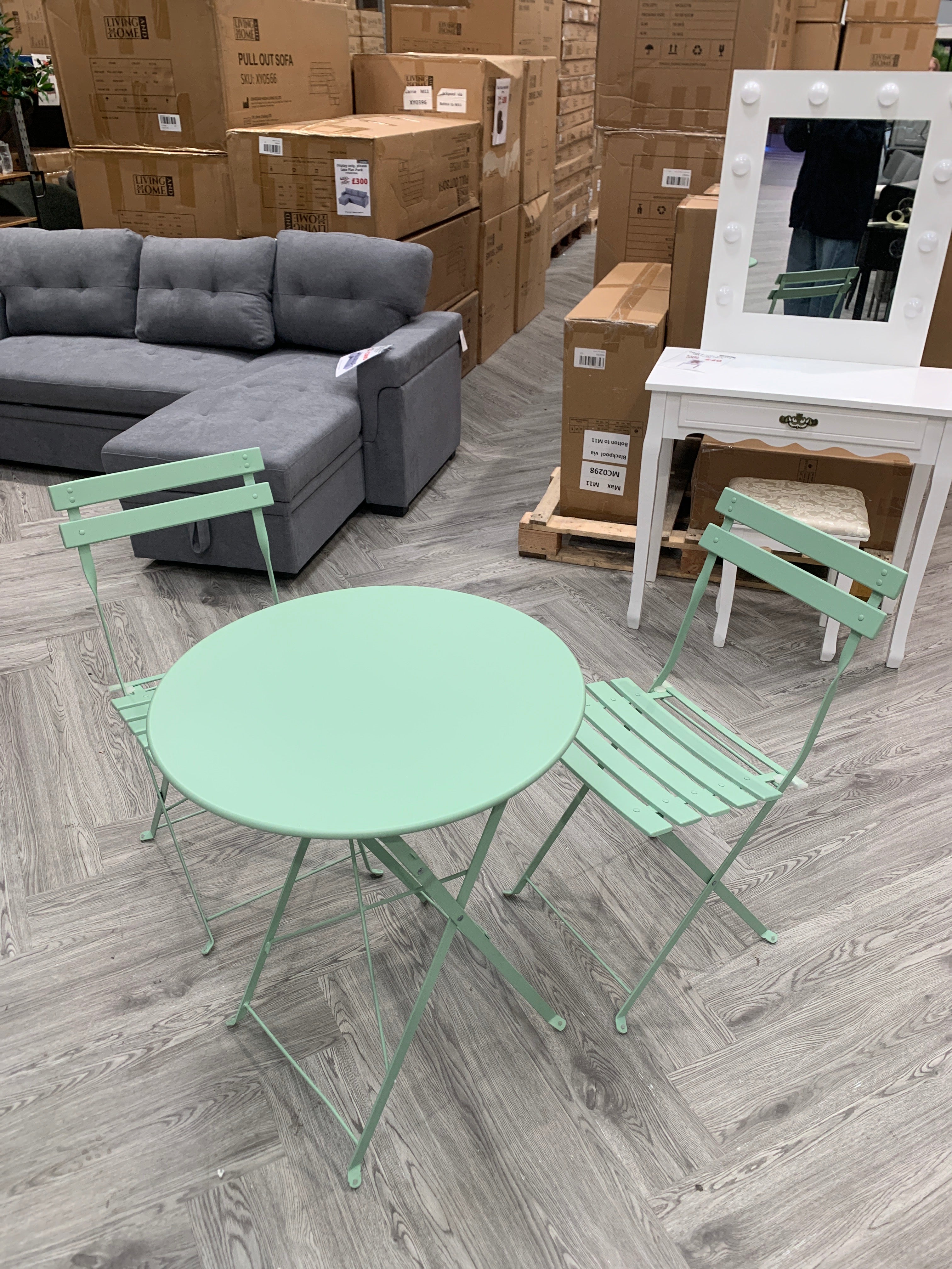 Set of 3 Outdoor Folding Bistro Table and Chairs Green