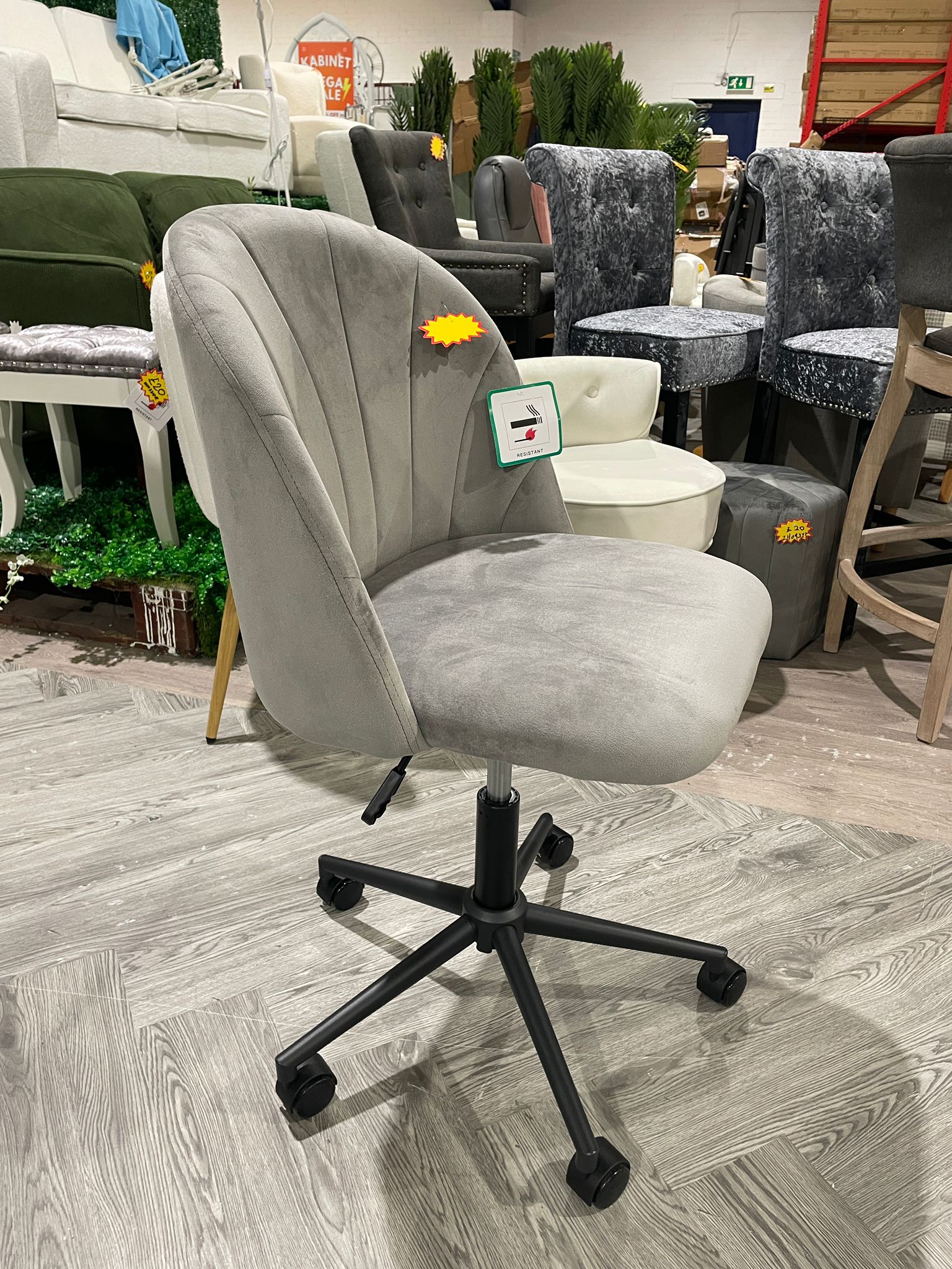 Velvet Upholstered Swivel Office Chair with Wheels Grey
