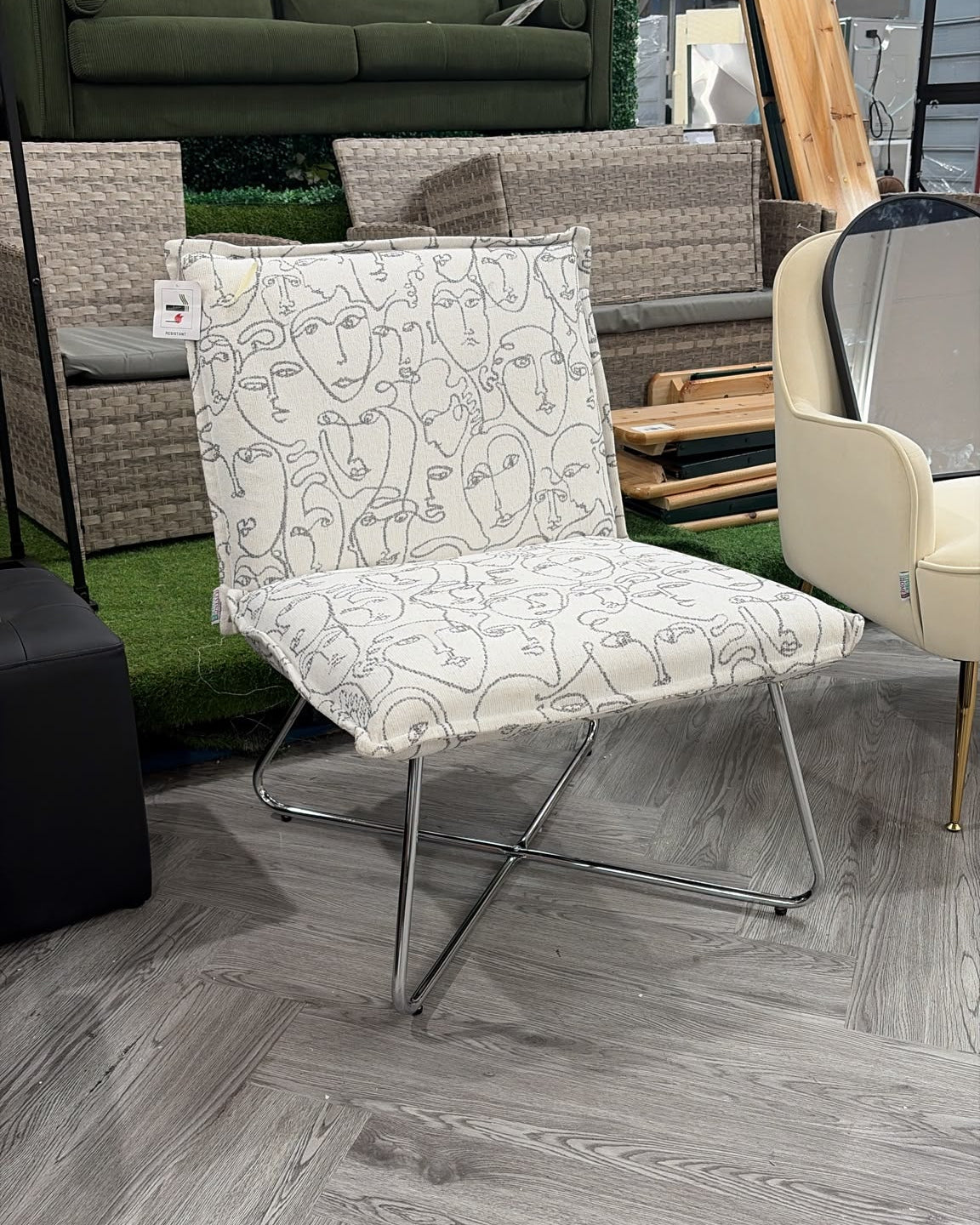Modern Linen Accent Chair with Metal Base White