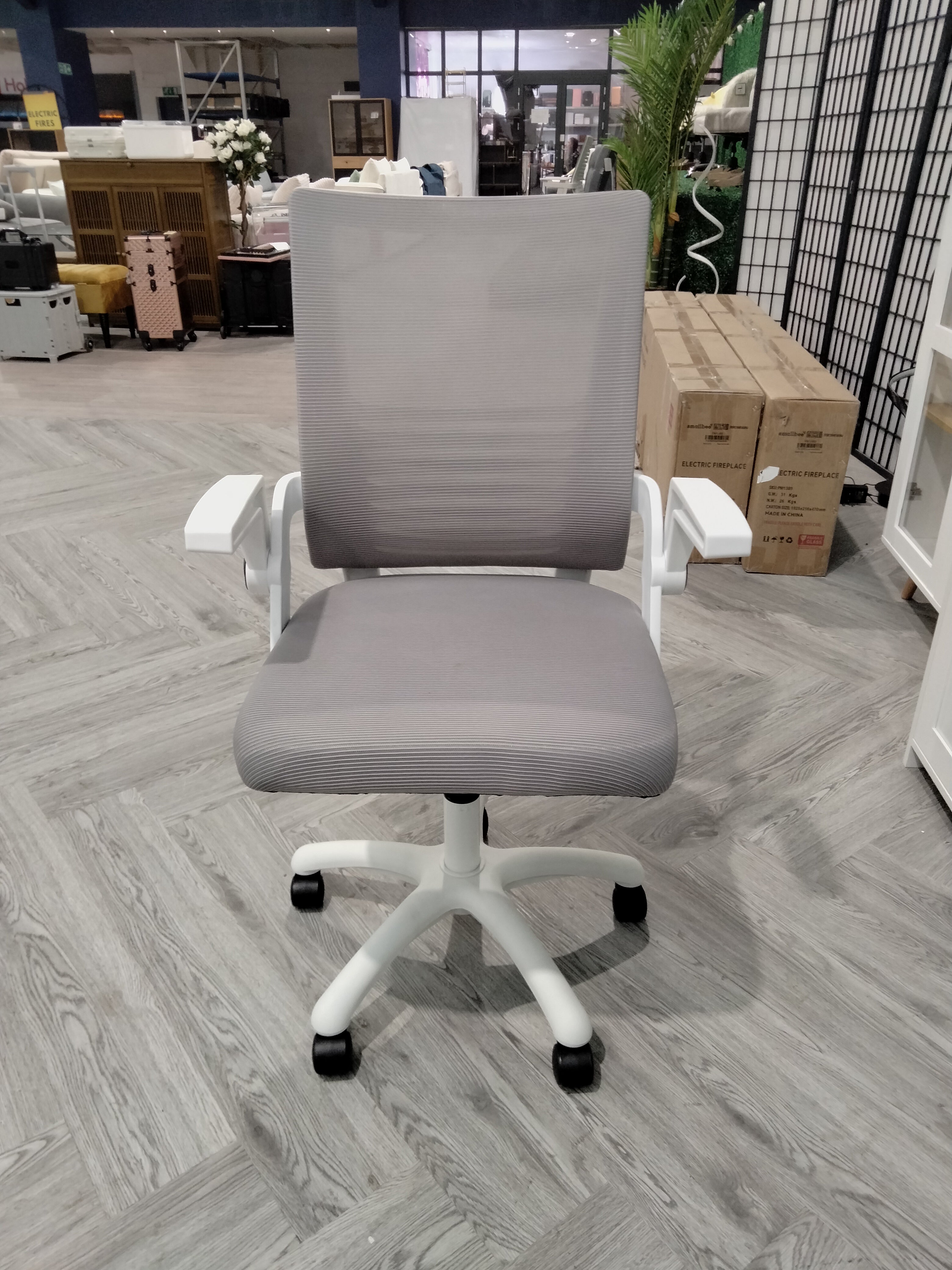 Office Desk Mesh Swivel Chair Computer Chair White