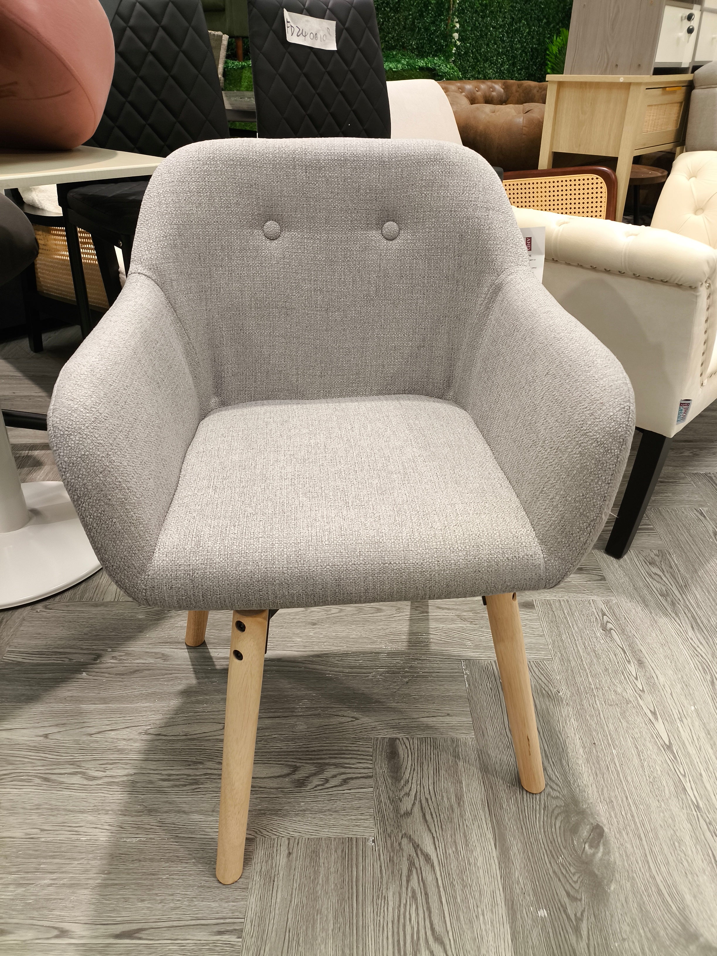 Linen Button Tufted Dining Chair with Wooden Legs Grey 1PC